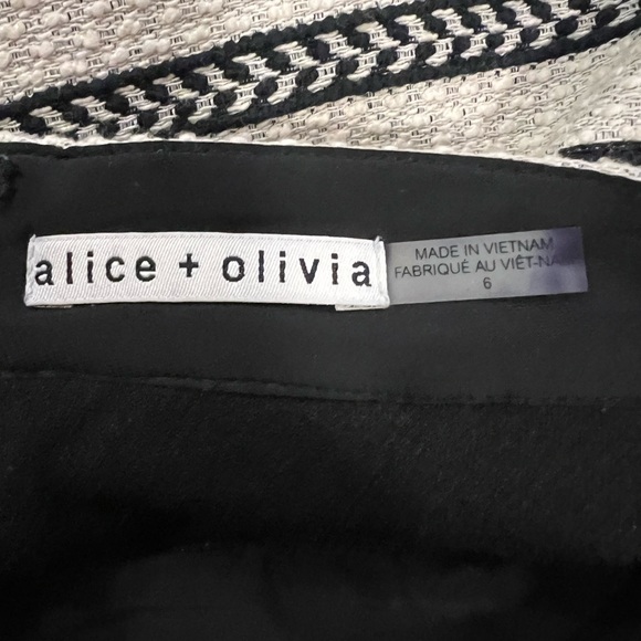 Alice & Olivia skirt - Picture 3 of 3